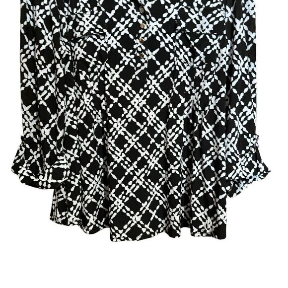 Cocomo Top Womens 3X Black White Multicolor Print Stretch Roll Tab Sleeve Blouse - Picture 4 of 8
